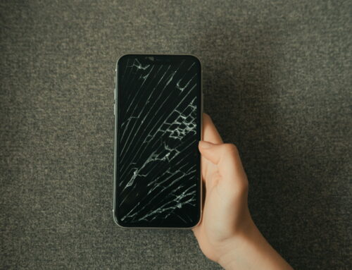 How to Replace a Broken Mobile Phone Screen