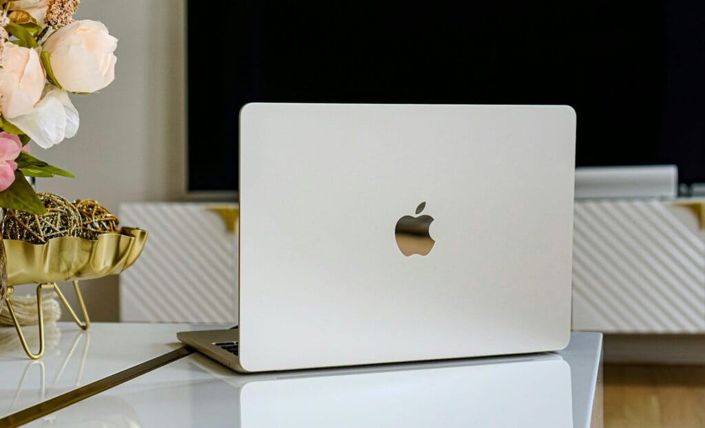 apple macbook