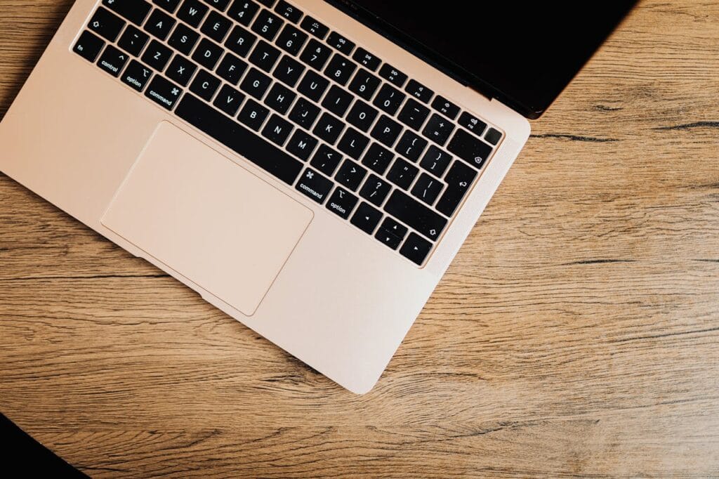 MacBook