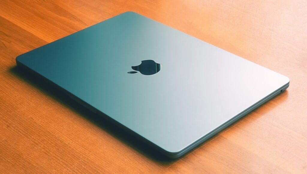 MacBook