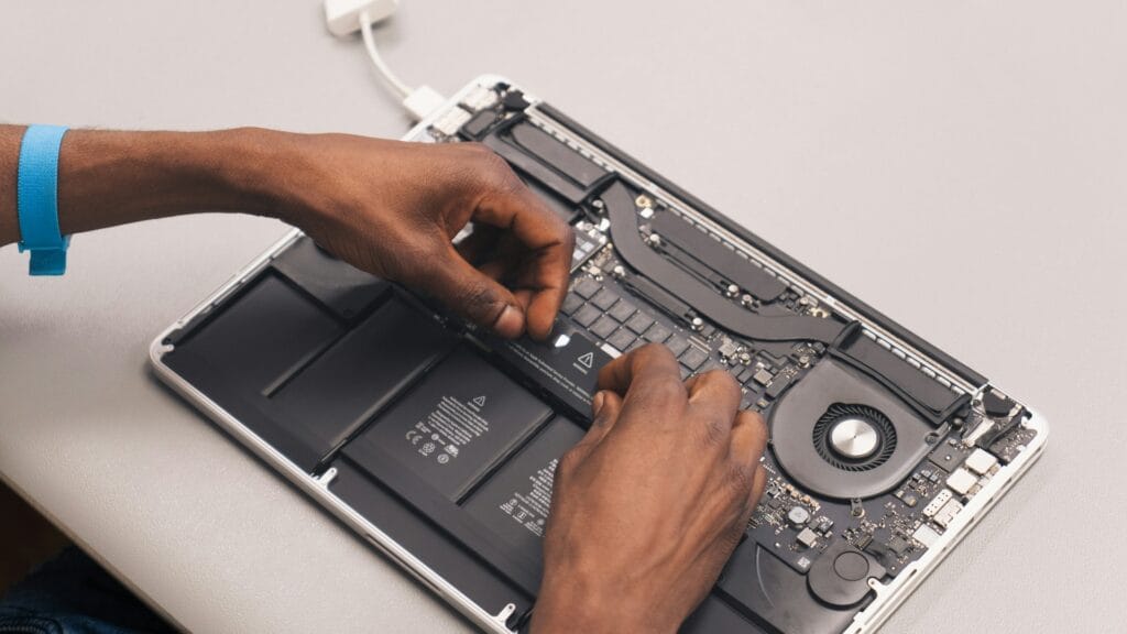 Apple Store repair
